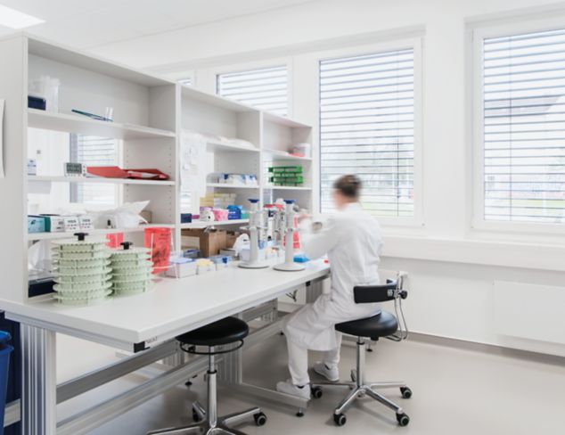 Laboratory with noraplan sentica