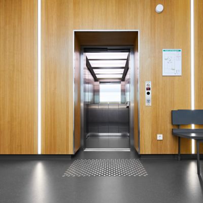 Townhall with nora rubber floorings and tactile modules