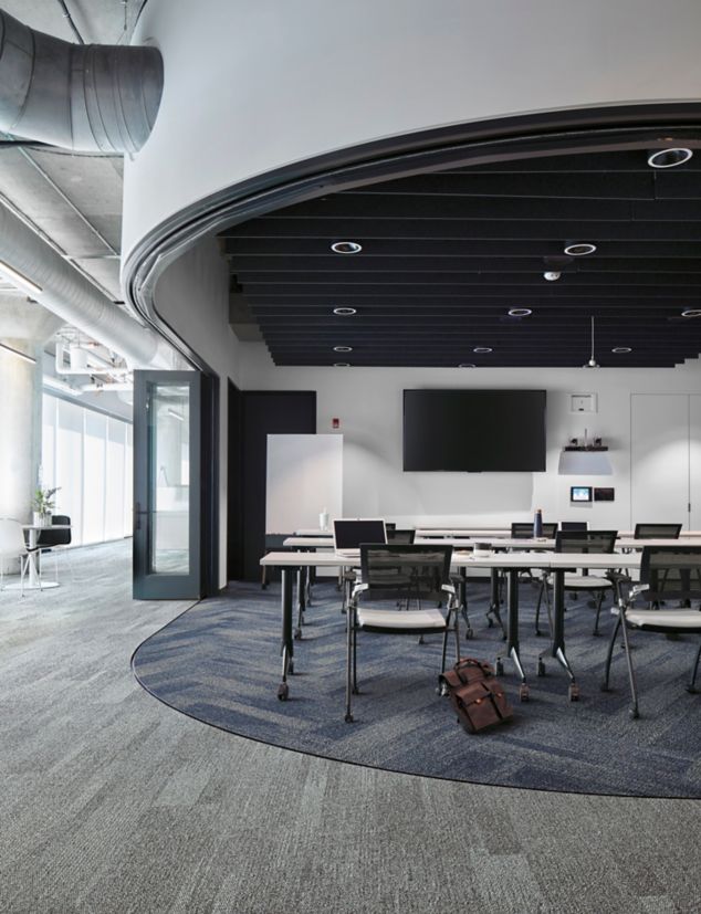 Interface Open Air 410 carpet tile in open classroom