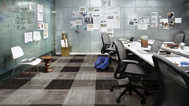 Interface AE310 carpet tile in meeting room