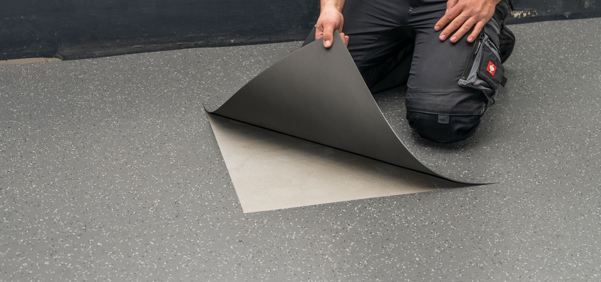 <h2 style="text-align: center;">NORAMENT 975 LL<br>
REMOVABLE &amp; REUSABLE&nbsp;INSTALLATION</h2>
