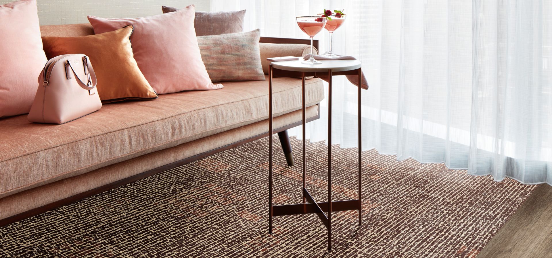 LA Confidential, Custom, Monolithic