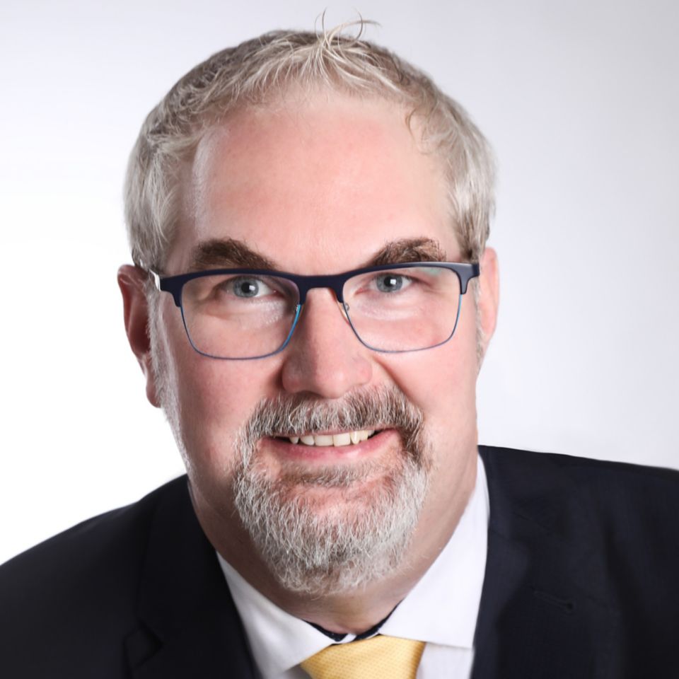 Dr. Mario Kröger