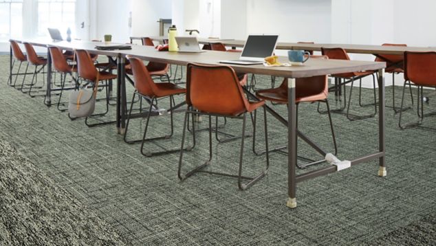 Interface Diminuendo and Obligato plank carpet tile in large meeting area
