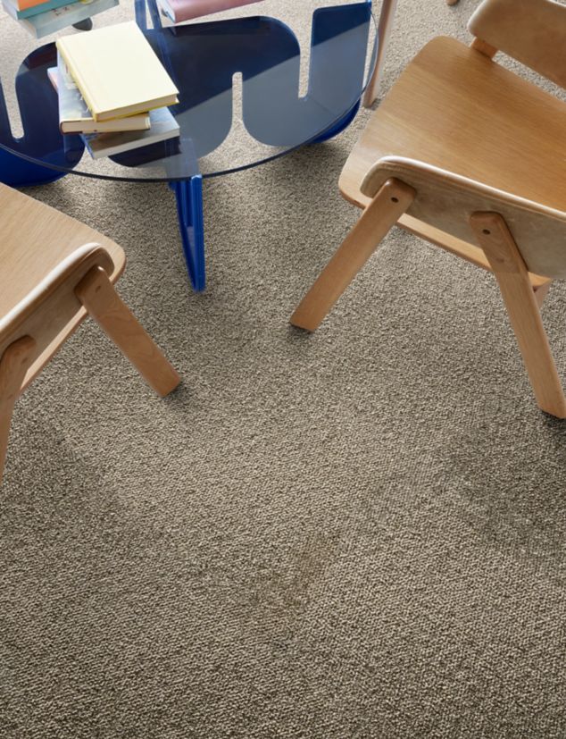 Interface Open Air 416 carpet tile in collaborative space