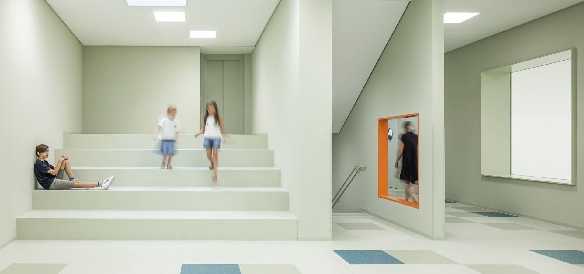 <h1 style="text-align: center;">BILDUNGSWESEN</h1>
