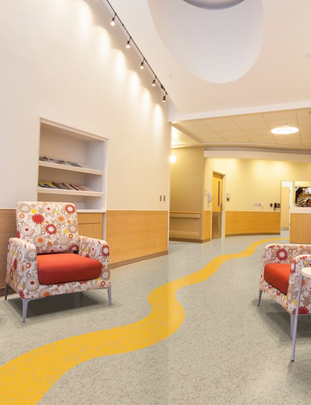 noraplan lona rubber flooring in hospital corridor